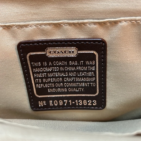 COACH PARKER OP ART KISS LOCK RARE EUC BAG - Picture 5 of 16